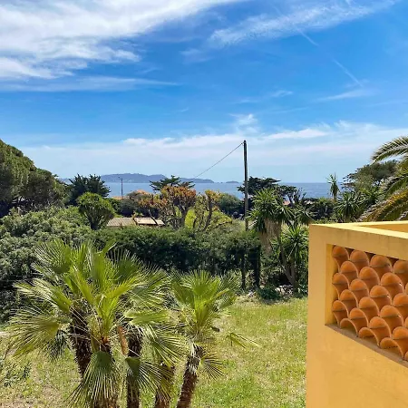 Villa A Proximite De La De L'almanarre *